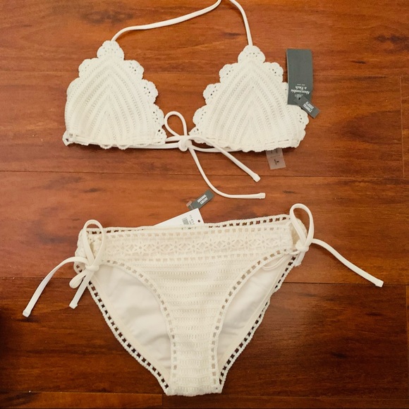 Abercrombie & Fitch Crochet Bikini - Picture 3 of 5